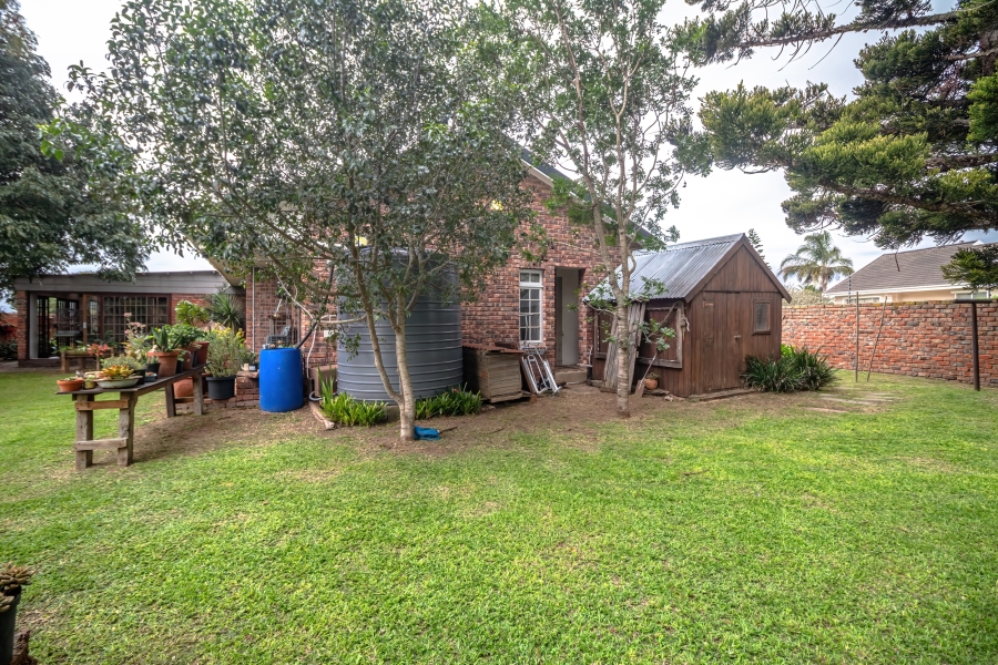 4 Bedroom Property for Sale in Bramhope Eastern Cape